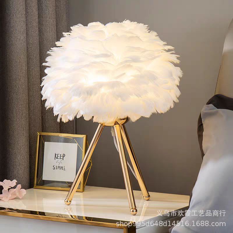 feather glow luxe lamp – luxury feather table lamp with golden tripod base feather glow luxe lamp – luxury feather table lamp with golden tripod base