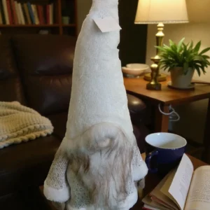 remium-long-hat-winter-gnome-plush
