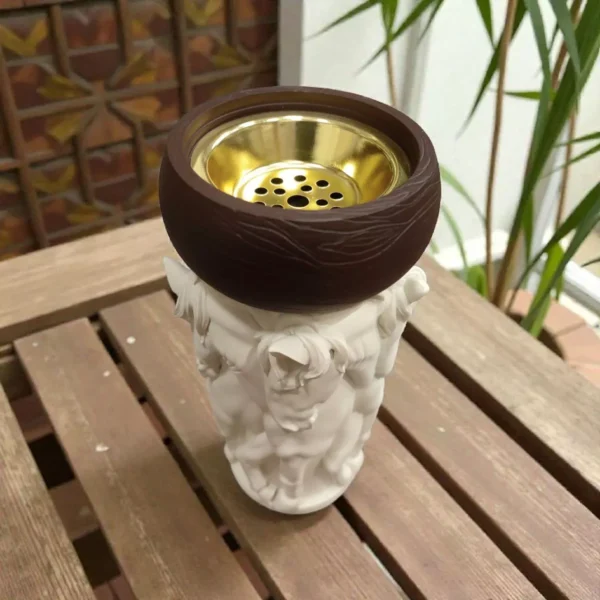 classic-incense-burner-with-sculptural-golden-elegance Classic Incense Burner with Sculptural Golden Elegance - الصورة 4