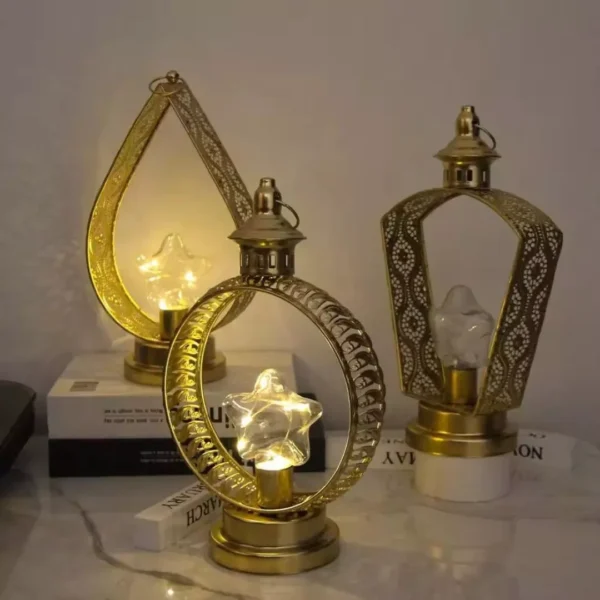 luxury-oval-shaped-ramadan-lantern-with-golden-dome-1 Luxury Oval-Shaped Ramadan Lantern with Golden Dome - الصورة 2