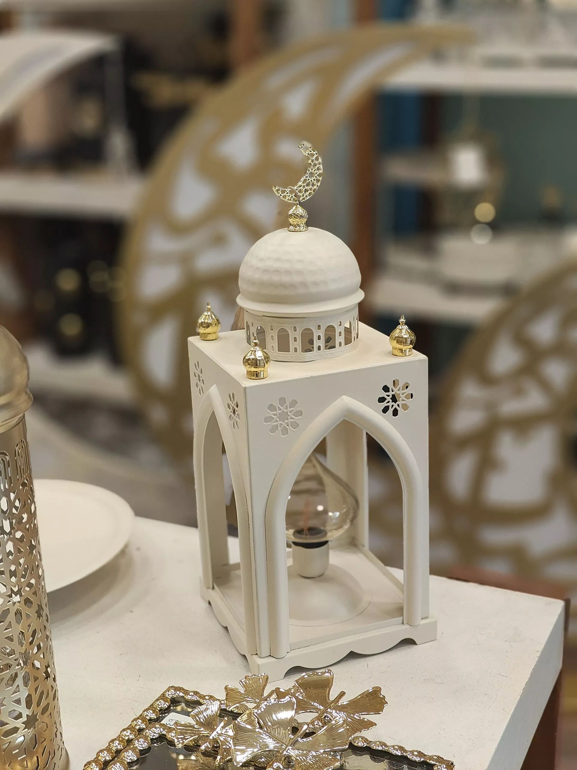 illuminated ramadan lantern – battery operated mosque design with crescent & star