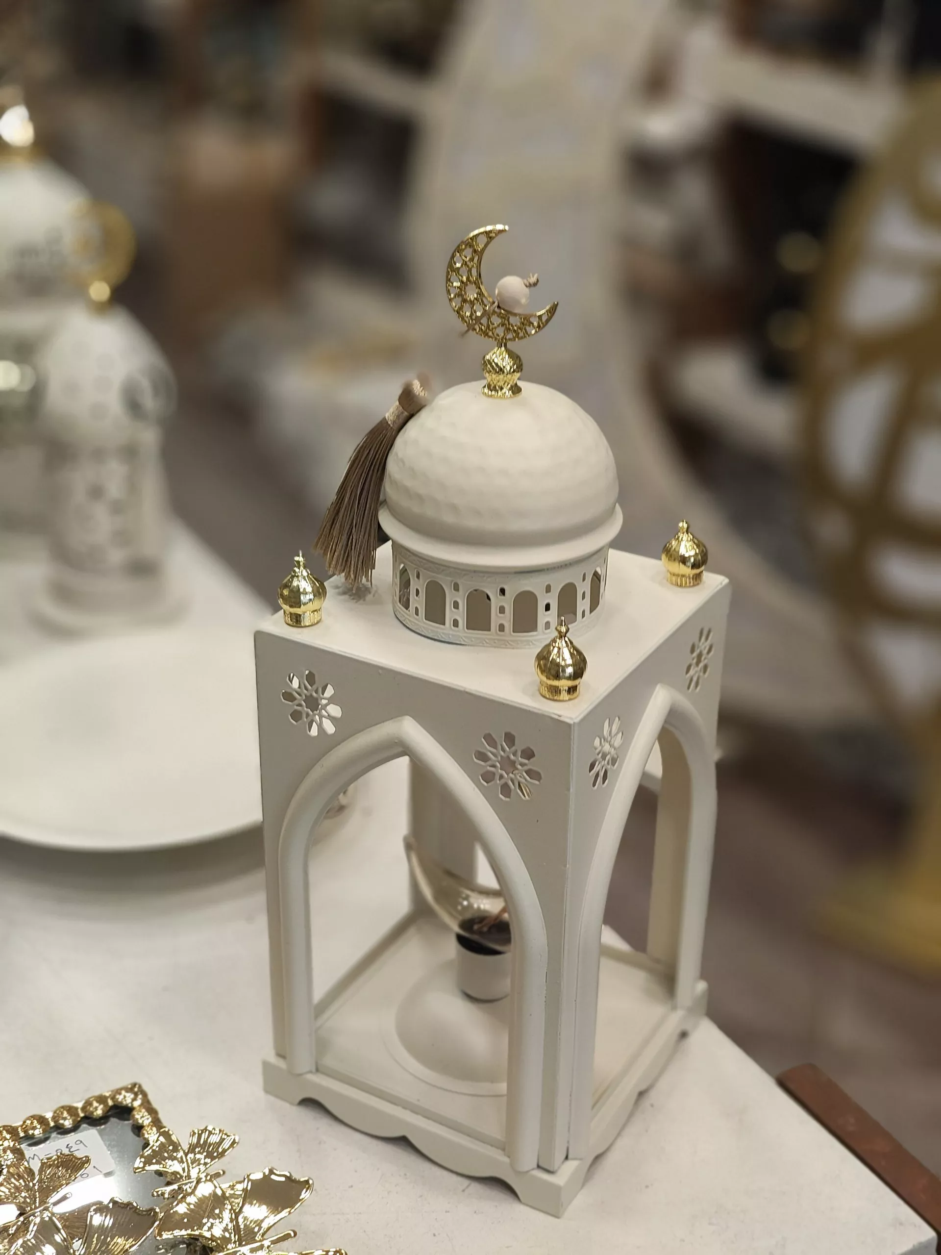 illuminated ramadan lantern – battery operated mosque design with crescent & star