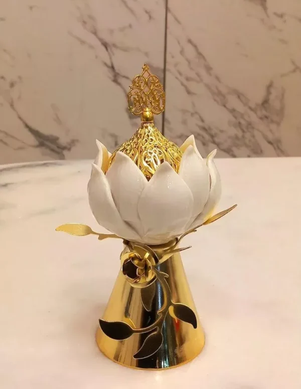 luxury lotus shaped incense holder – gold base, ornate lid, elegant artistic design luxury lotus shaped incense holder – gold base, ornate lid, elegant artistic design